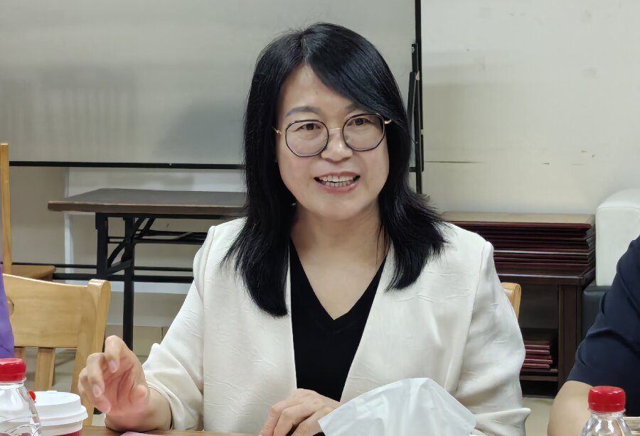 陈淑萍讲话.jpg