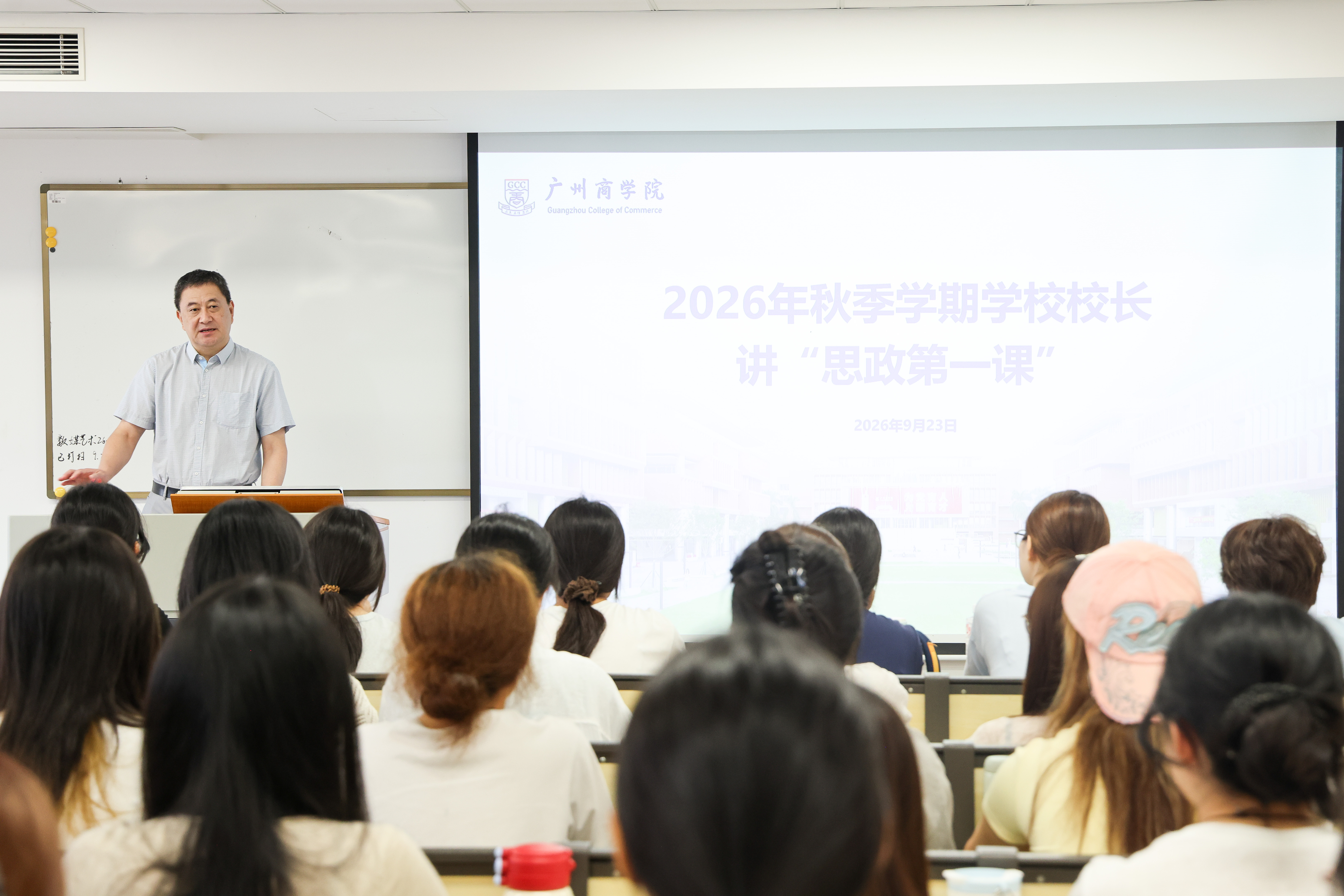 余梦凡摄 (4).jpg